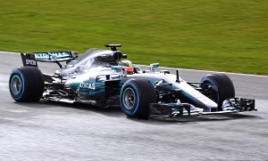 Mercedes-AMG W08 EQ Power+